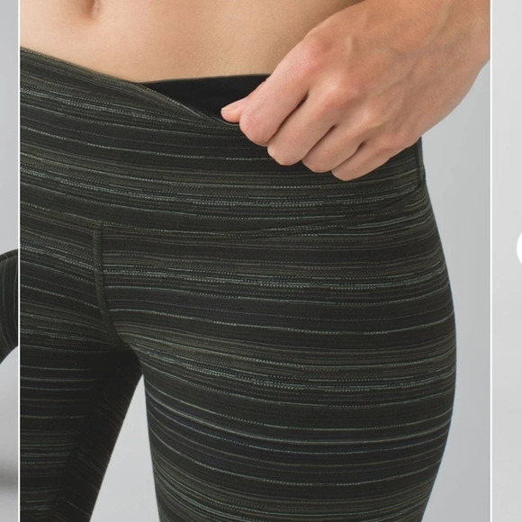 Lululemon Wunder Under green striped leggings - Picture 4 of 10